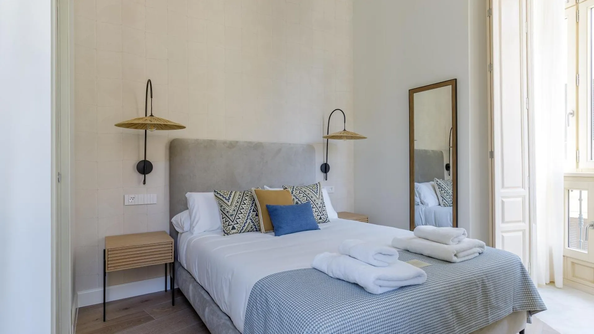 Apartment Marques De Velazquez II By Caleta Homes Malaga Spain