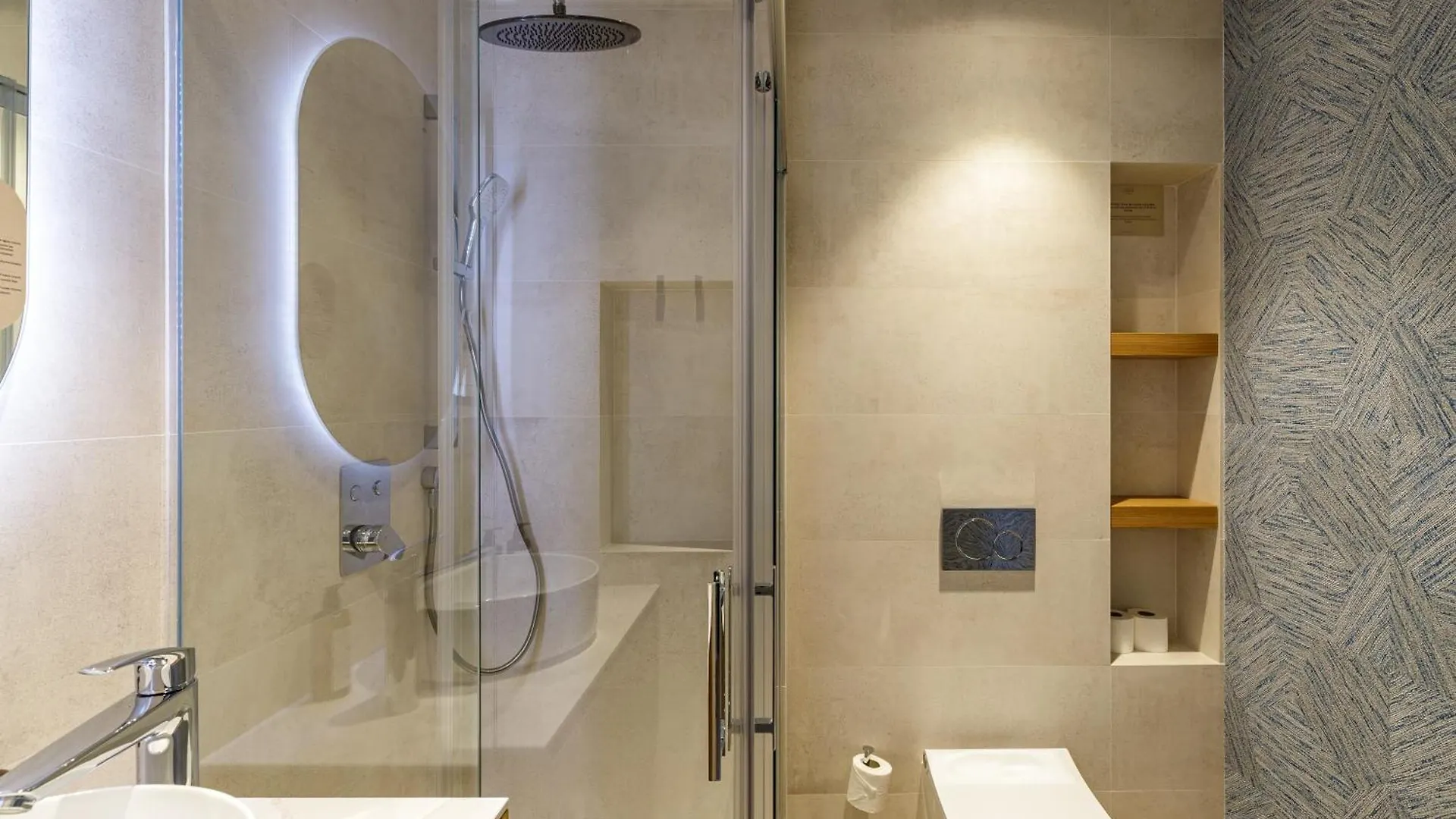 Apartment Marques De Velazquez II By Caleta Homes Malaga Spain