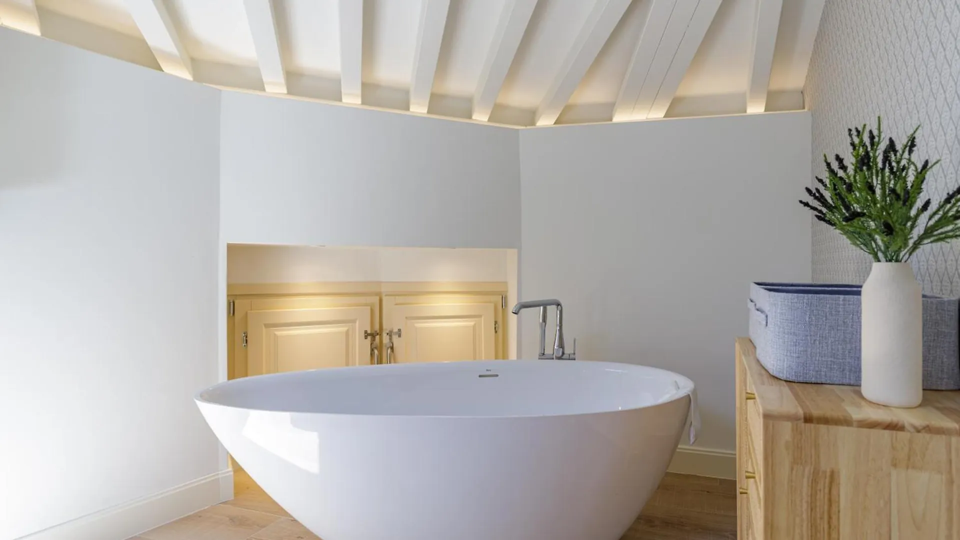 Marques De Velazquez II By Caleta Homes Malaga