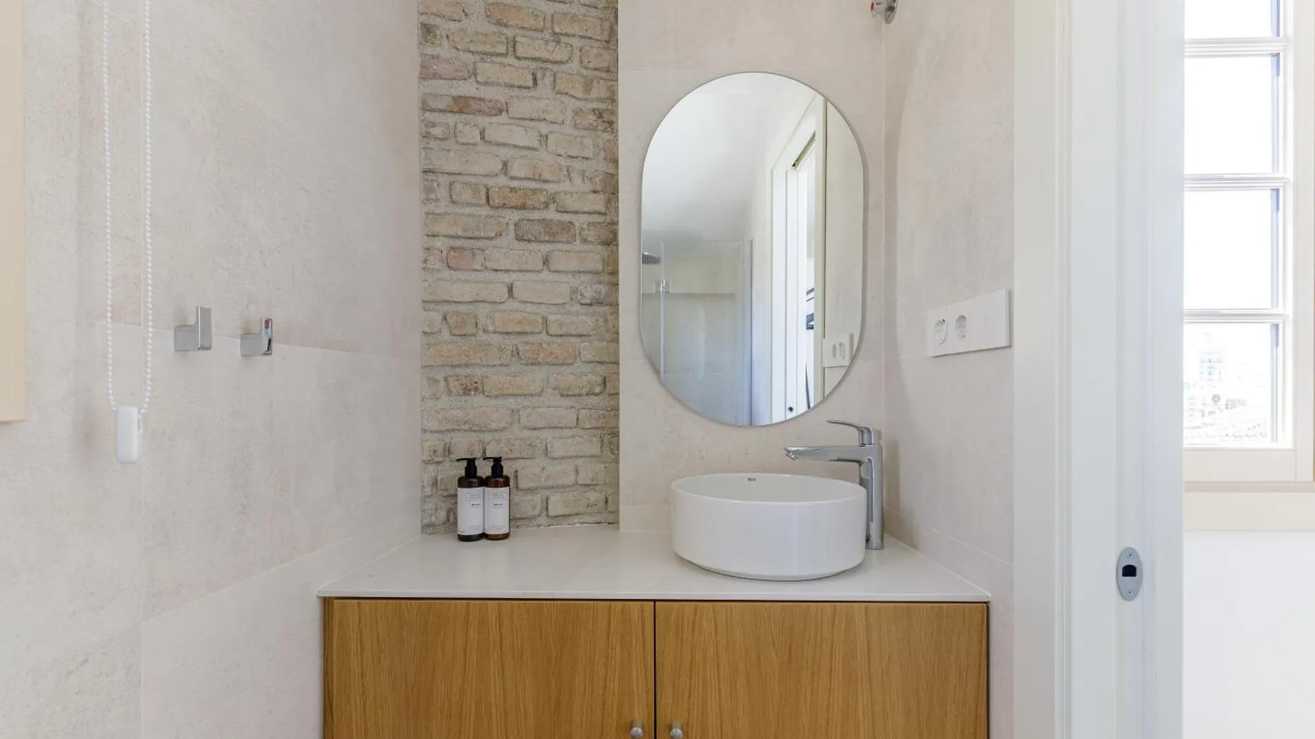 Marques De Velazquez II By Caleta Homes Malaga 0*,